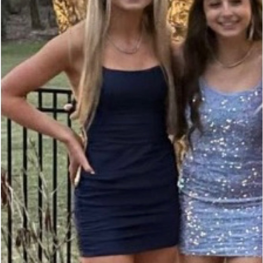 Lucy in the Sky Navy Blue Bodycon Homecoming dress - size XS